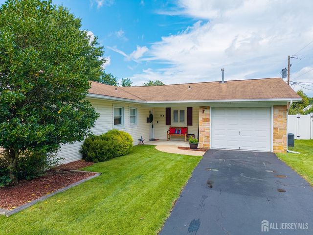 164 Idlebrook Lane, Aberdeen, NJ 07747