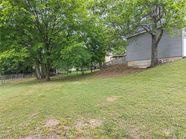 6212 Country Club Drive, Fort Smith, AR 72903