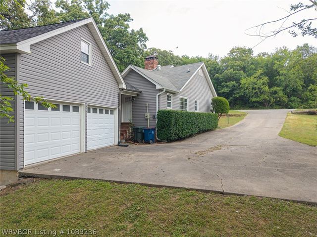 6212 Country Club Drive, Fort Smith, AR 72903
