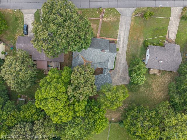 6212 Country Club Drive, Fort Smith, AR 72903