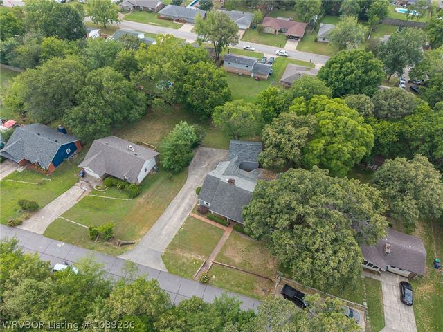 6212 Country Club Drive, Fort Smith, AR 72903