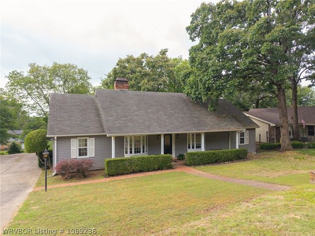 6212 Country Club Drive, Fort Smith, AR 72903
