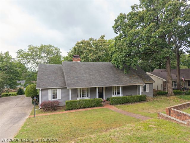 6212 Country Club Drive, Fort Smith, AR 72903