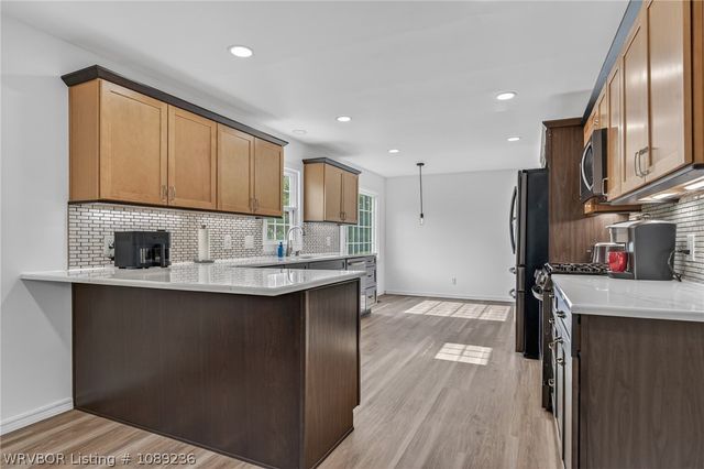 6212 Country Club Drive, Fort Smith, AR 72903