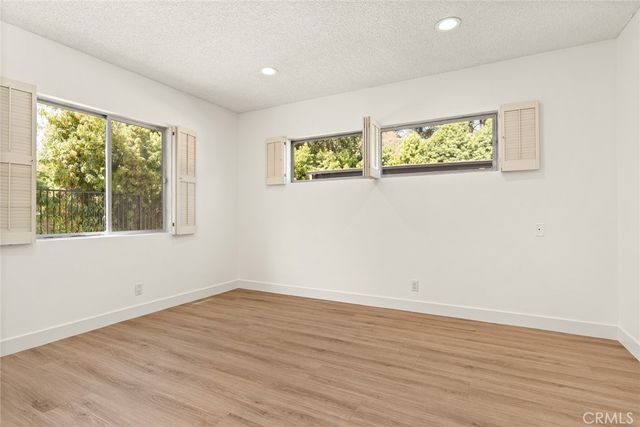 681 S Orange Grove 3, Pasadena, CA 91105