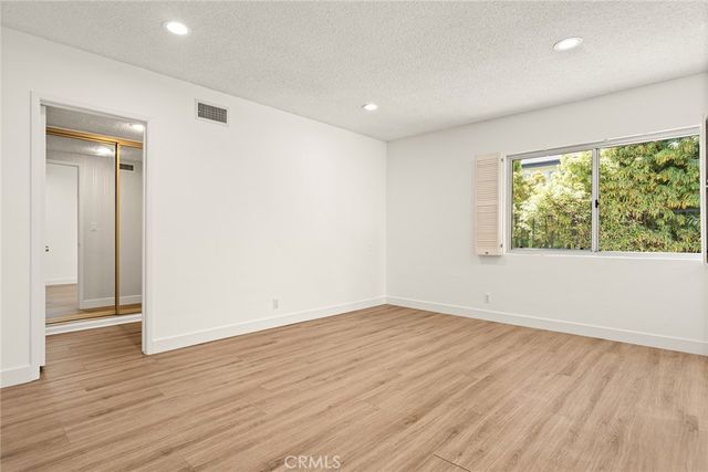 681 S Orange Grove 3, Pasadena, CA 91105