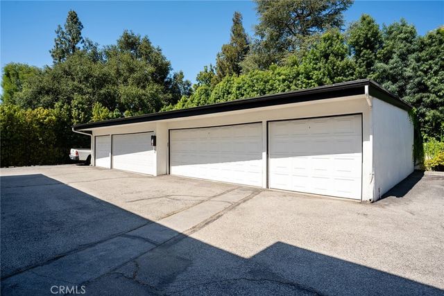 681 S Orange Grove 3, Pasadena, CA 91105