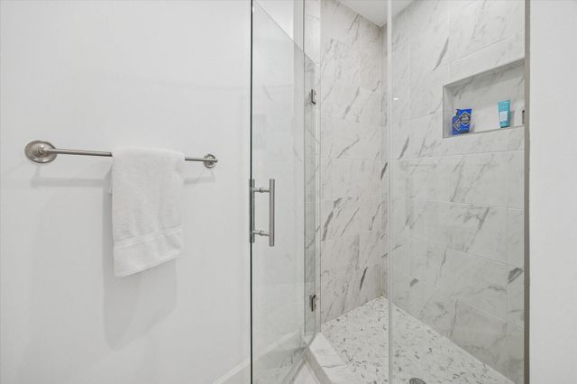 2211 Briarglen Drive 505, Houston, TX 77027