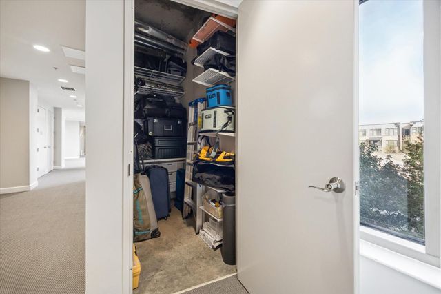 2211 Briarglen Drive 505, Houston, TX 77027