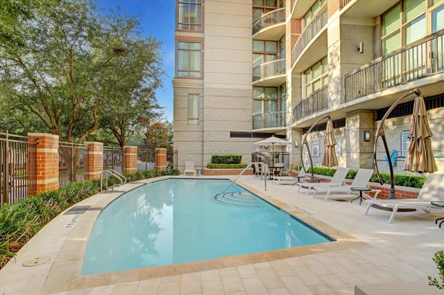 2211 Briarglen Drive 505, Houston, TX 77027