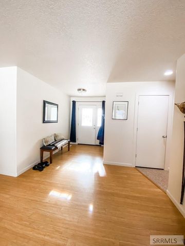 886 Falcon Circle, Blackfoot, ID 83221