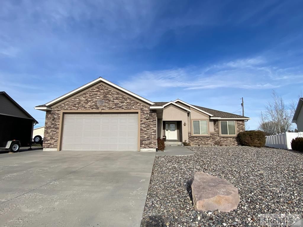 886 Falcon Circle, Blackfoot, ID 83221