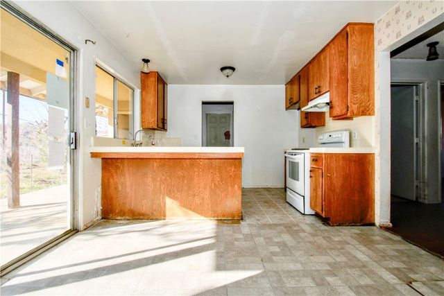 7380 Dumosa, Yucca Valley, CA 92284
