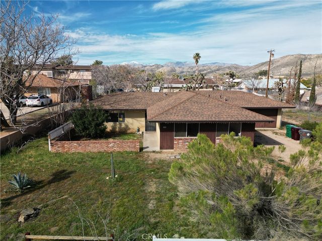 7380 Dumosa, Yucca Valley, CA 92284