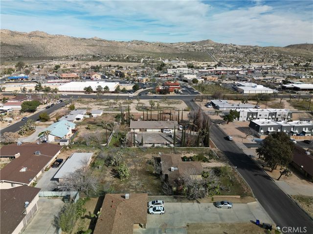 7380 Dumosa, Yucca Valley, CA 92284