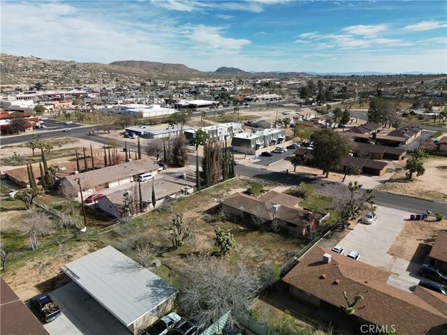 7380 Dumosa, Yucca Valley, CA 92284