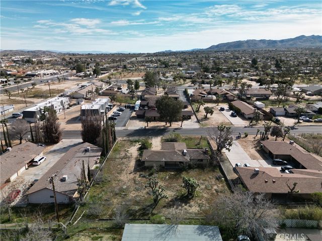 7380 Dumosa, Yucca Valley, CA 92284