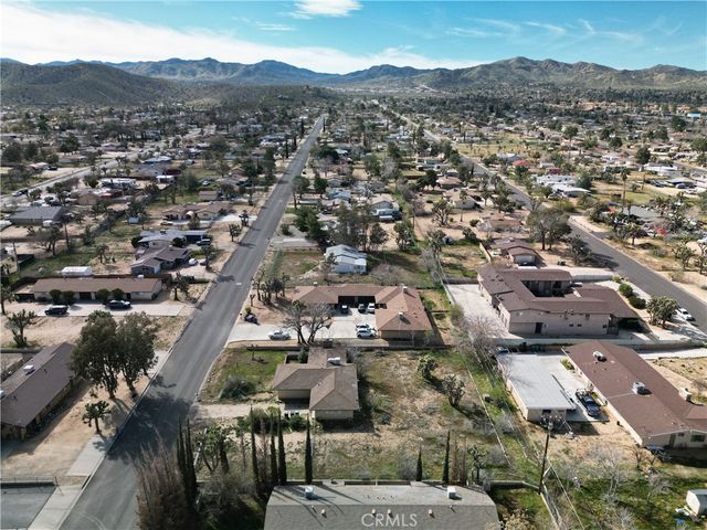 7380 Dumosa, Yucca Valley, CA 92284