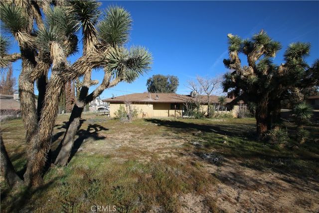 7380 Dumosa, Yucca Valley, CA 92284