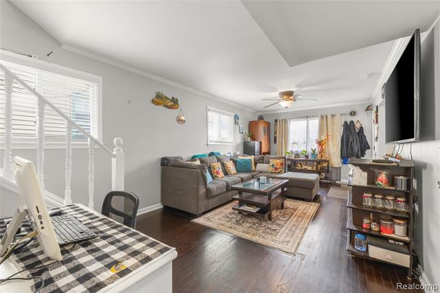 2378 River Drive, Lincoln Park, MI 48146
