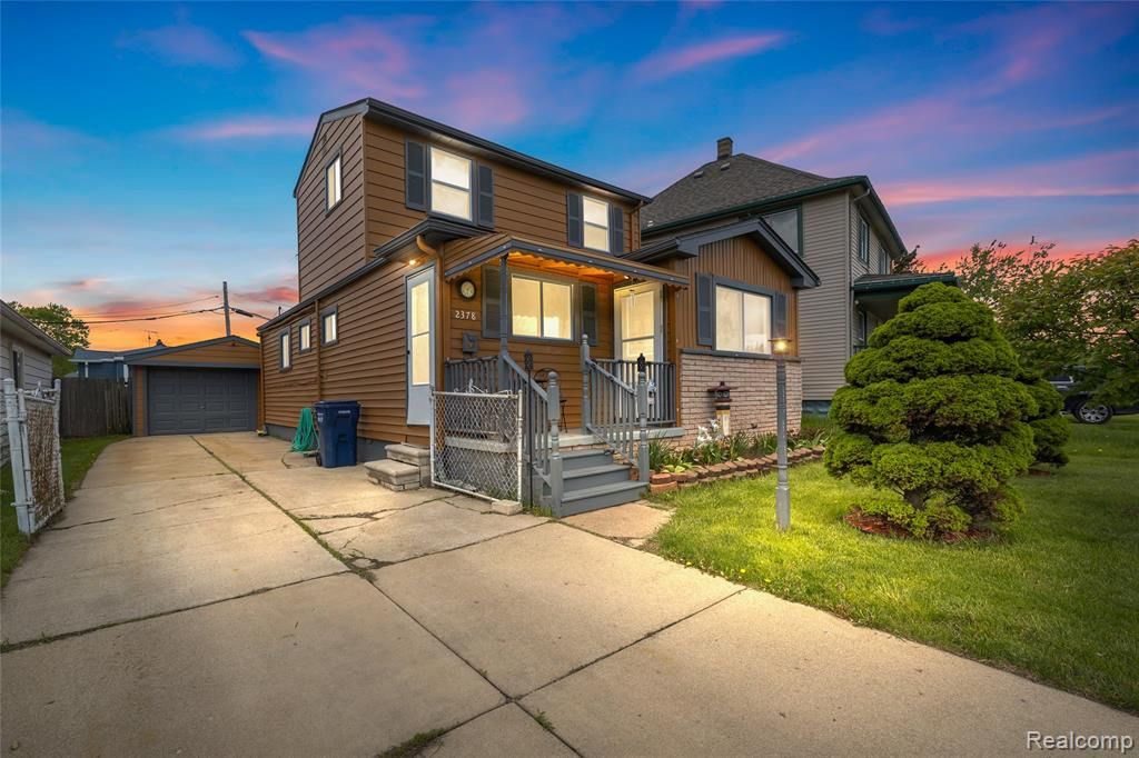 2378 River Drive, Lincoln Park, MI 48146
