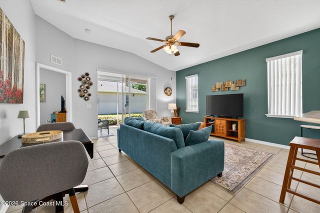 590 Wedge Court SE, Palm Bay, FL 32909