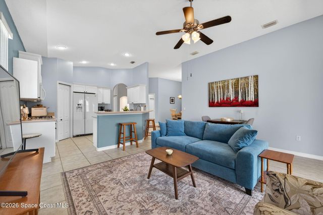 590 Wedge Court SE, Palm Bay, FL 32909