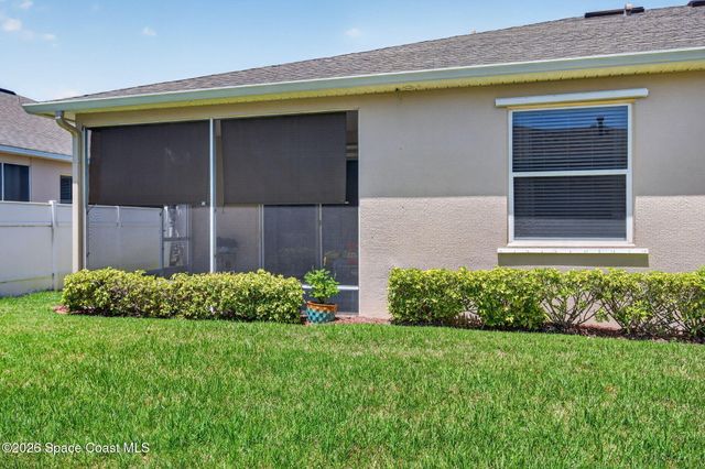 590 Wedge Court SE, Palm Bay, FL 32909