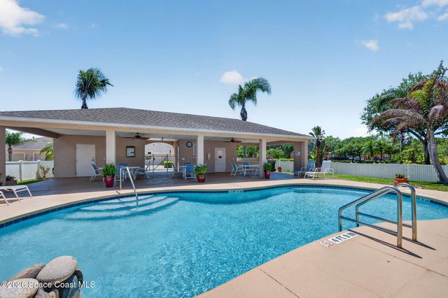 590 Wedge Court SE, Palm Bay, FL 32909