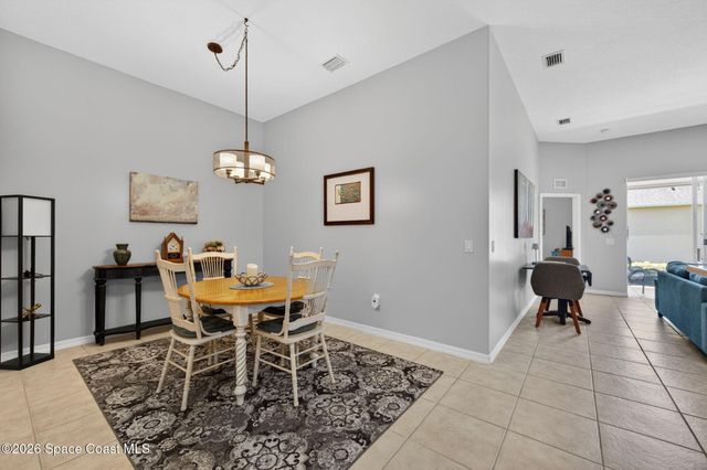 590 Wedge Court SE, Palm Bay, FL 32909