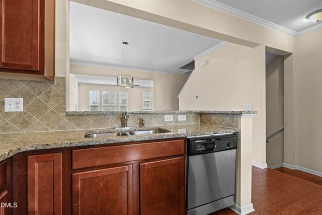 3017 Summerhouse Road, Cary, NC 27519