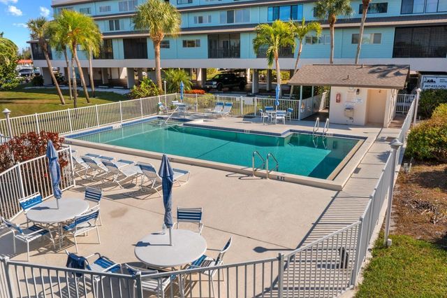 9604 CORTEZ ROAD W 136, Bradenton, FL 34210