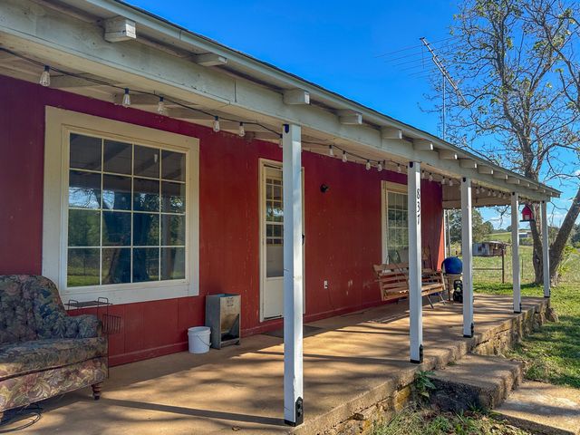 837 County Road 340, West Plains, MO 65775