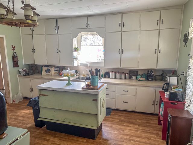 837 County Road 340, West Plains, MO 65775