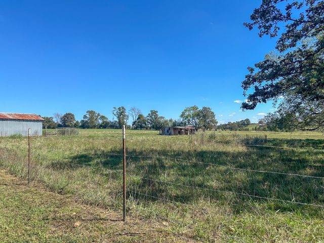 837 County Road 340, West Plains, MO 65775