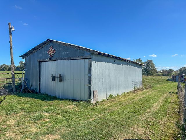 837 County Road 340, West Plains, MO 65775