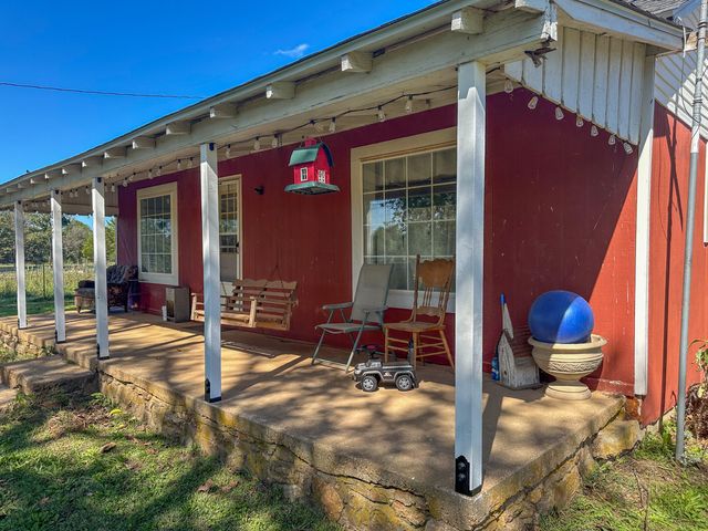 837 County Road 340, West Plains, MO 65775