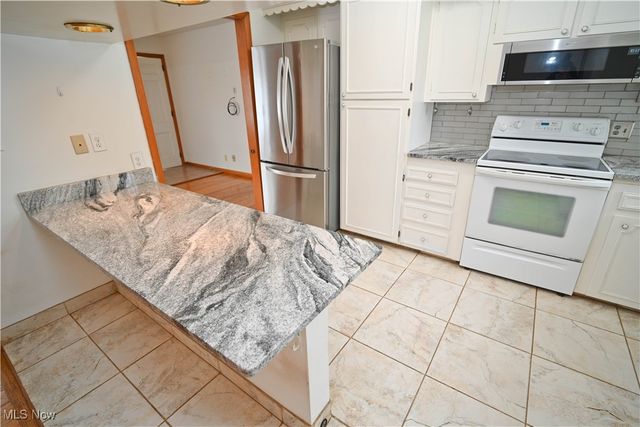 928 Edenridge Drive, Boardman, OH 44512