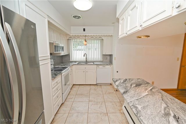 928 Edenridge Drive, Boardman, OH 44512