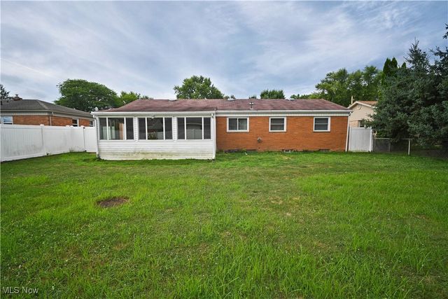 928 Edenridge Drive, Boardman, OH 44512