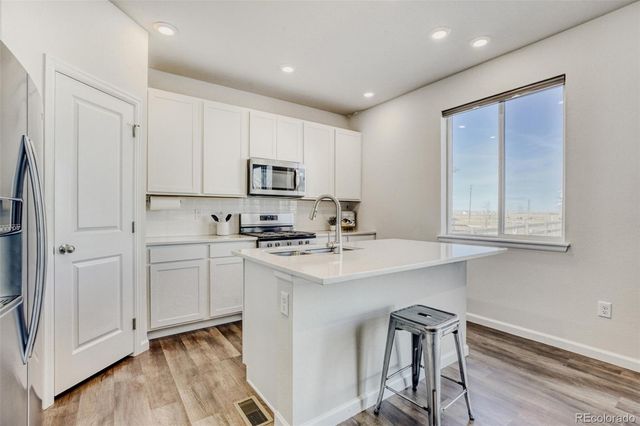 5881 Red Barn Avenue, Mead, CO 80504