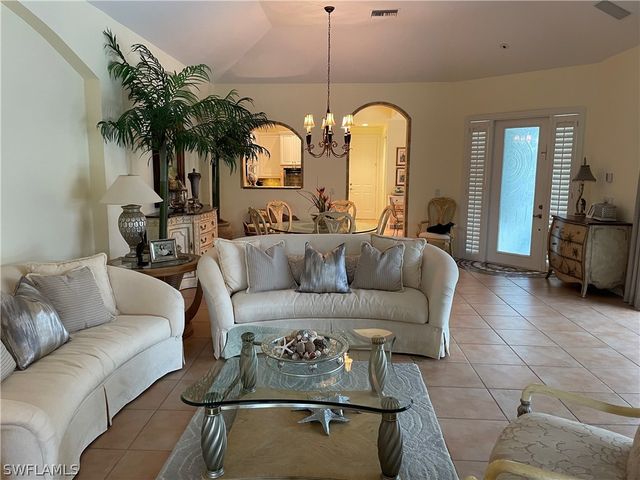 3683 Olde Cottage LN, Bonita Springs, FL 34134