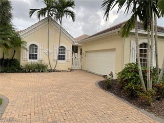 3683 Olde Cottage LN, Bonita Springs, FL 34134