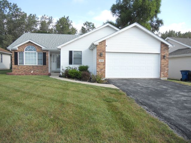 251 Hillcrest Lane, Steger, IL 60475