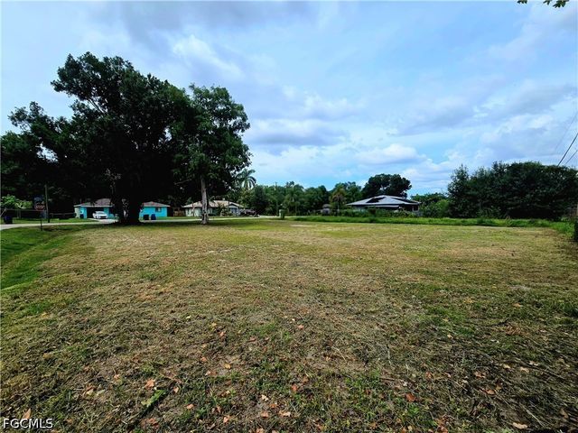 13201 5th ST, Fort Myers, FL 33905