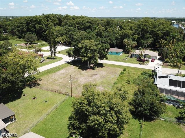13201 5th ST, Fort Myers, FL 33905