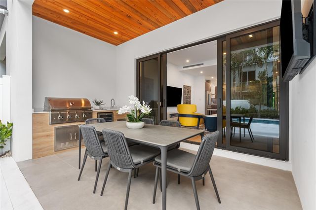 808 SE 12th Street 808, Fort Lauderdale, FL 33316