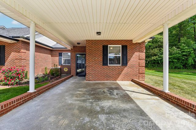 3854 Azalea Trail, Denver, NC 28037