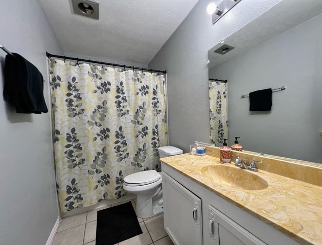 5609 Kerry Lane, Garland, TX 75043