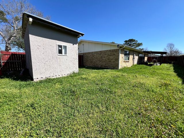 5609 Kerry Lane, Garland, TX 75043